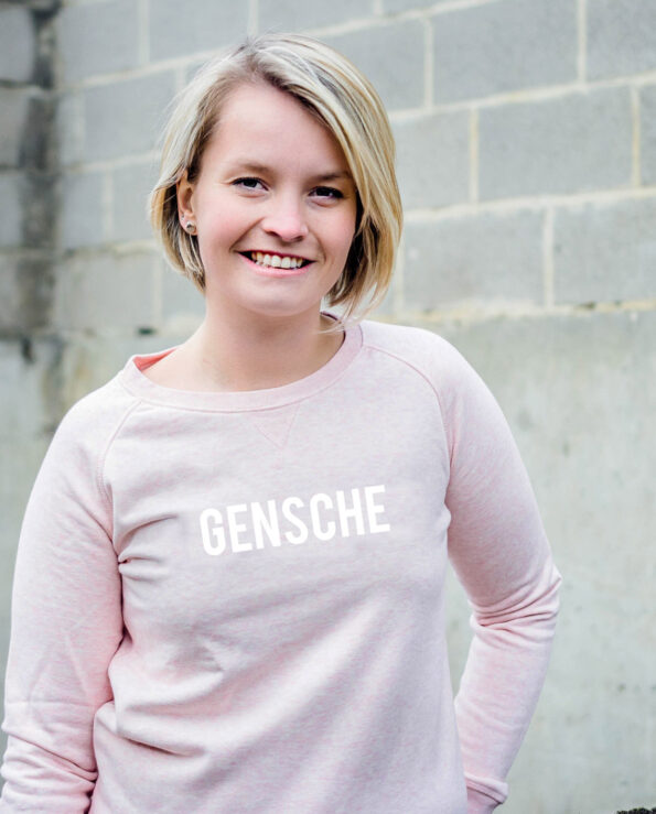 gensche-vrouw-roze